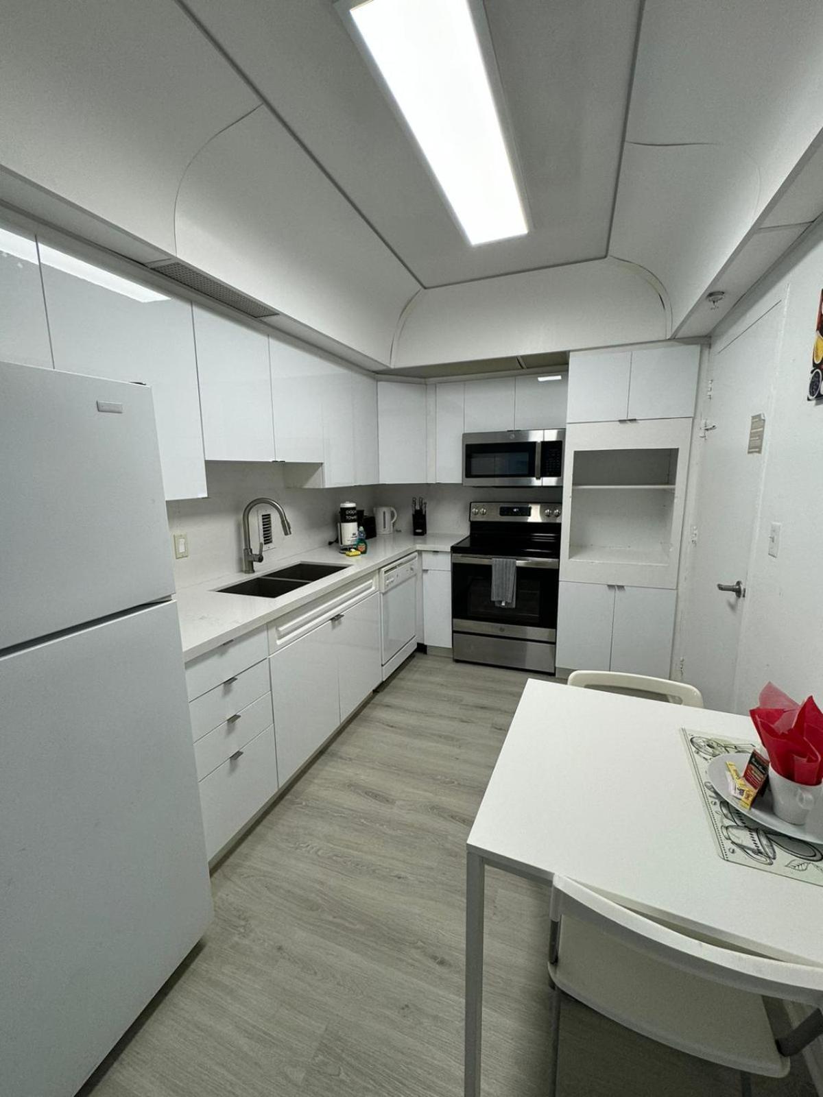 The Tides On Miami Hollywood Ocean View Apartments 1B Εξωτερικό φωτογραφία